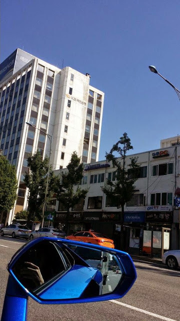 byhux_kcyaqvlco-large