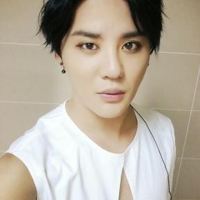 [TRAD + PIC] 140912 Twitter de&nbsp;Junsu