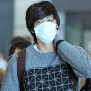 [PIC] 141006 Yunho à l&rsquo;aéroport d&rsquo;Incheon, de retour en&nbsp;Corée