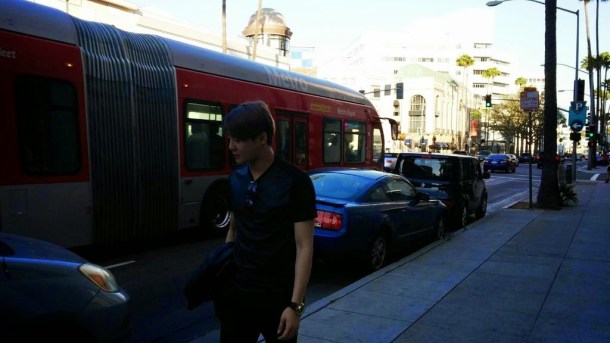 B0bYZE4CYAIdHIH.jpg large