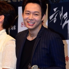 [NEWS] 141005 Yoochun – L&rsquo;acteur Moon Sung-keun complimente la modestie de Park&nbsp;Yoochun