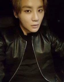 [PIC+TRAD] 141124 Twitter de&nbsp;Junsu