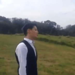 [VID] 141120 JYJ LINE – Junsu chante un morceau de &laquo;&nbsp;Hero&nbsp;&raquo; de Mariah&nbsp;Carey