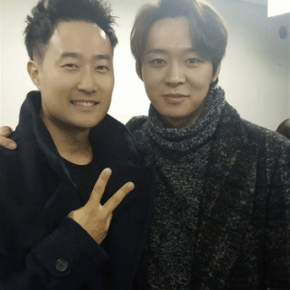 [PIC] 141125 Yoochun et John Egg en coulisses du concert ~Ichigo Ichie~ au Tokyo&nbsp;Dome