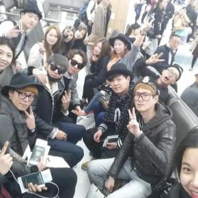 [PIC + TRAD] 141115 Yoochun et ses danseurs sur le Twitter de&nbsp;Hyejin0813