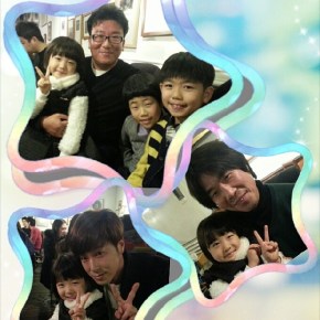 [PIC] 141203 Une jeune actrice du film &laquo;&nbsp;International Market&nbsp;&raquo; partage une photo avec&nbsp;Yunho