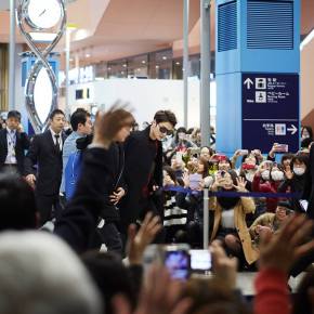 [PIC] 141212 JYJ FACEBOOK – Arrivée à l&rsquo;aéroport d&rsquo;Osaka