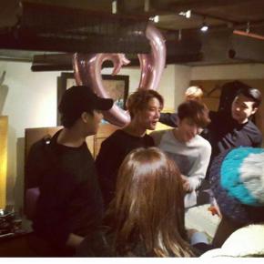 [PIC+TRAD] 141216 JYJ à la fête d&rsquo;anniversaire de Junsu à&nbsp;Osaka