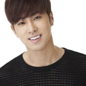 [NEWS] 141224 Yunho fait don de l&rsquo;argent du tournage de son film aux enfants dans le&nbsp;besoin