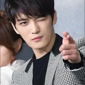[PIC+VID] 150106  Jaejoong à la conférence de presse de ‘KBS&rsquo; pour “SPY” – photos de&nbsp;presse