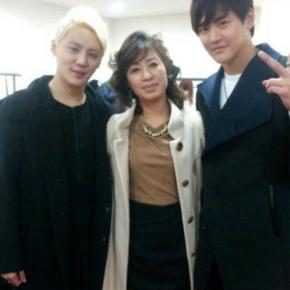 [PIC] 150106 Junsu – Ancienne photo de Junsu & Junho avec leur&nbsp;tante