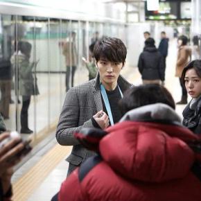 [PIC] 150115 Jaejoong – KBS (SPY) partage une photo du tournage et une nouvelle image de couverture&nbsp;facebook