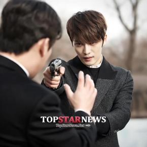 [PIC] 150227 Jaejoong – Nouveaux stills pour ‘SPY’ (photos de&nbsp;presse)