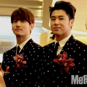 [NEWS+PICS] 150210 TVXQ et Angelababy célèbrent l&rsquo;ouverture de magasins &lsquo;The Shilla Duty Free&rsquo; à&nbsp;Singapour