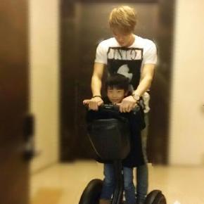 [PIC+TRAD] 150220 Jaejoong sur le compte Instagram de &lsquo;elbowyeish&rsquo;