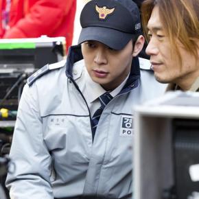 [PIC] 150323 SBSNOW : Yoochun pour ‘The Girl who sees Smells’&nbsp;(BTS)