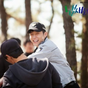 [PIC] 150330 Yoochun – Galerie ‘The Girl who sees&nbsp;Smells’