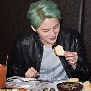 [VID] 150311 Junsu – Interview pour ‘Han Wei Xing Dong Tai’ +&nbsp;BTS