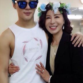 [PIC] 150408 Junsu sur divers comptes Twitter et&nbsp;Facebook