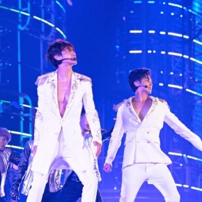 [PIC] 150402 Tohoshinki Live Tour 2015 ~WITH~ in Tokyo Dome (FINAL –&nbsp;HQ)