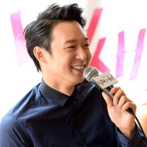 [PIC] 150508 Yoochun à la conférence de presse de ‘The Girl Who Sees&nbsp;Smell’