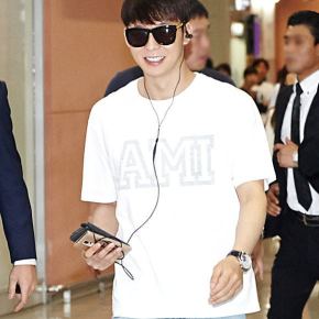 [PIC] 150629 Yoochun à l&rsquo;aéroport de Gimpo → Kansai&nbsp;(Japon)