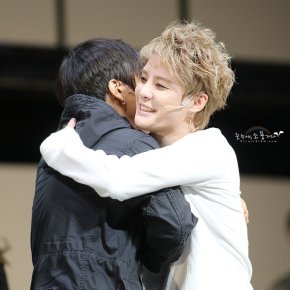 [PIC+FANCAM] 150622 Junsu – Représentation de ‘Death&nbsp;Note’