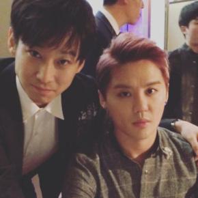 [PIC] 150928 Junsu avec le MC de son&nbsp;fanmeeting