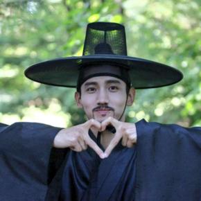 [PIC] 150910 Changmin pour ‘The Scholar Who Walks The Night’&nbsp;(presse)