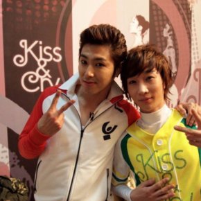 [PIC] 151027 Yunho sur l&rsquo;instagram de Choi Inhwa (époque Kiss &&nbsp;Cry)