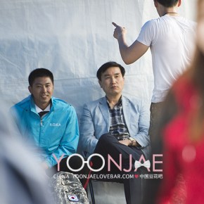 [PIC + VID + TRAD] 151002 Yunho et Jaejoong en coulisses du festival de l&rsquo;armée de&nbsp;terre