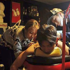 [PIC] 151101 Changmin chez le tatoueur (pour&nbsp;Halloween)