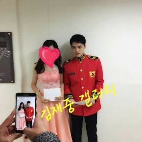 [PIC] 151223 Jaejoong en coulisses du concert de fin d&rsquo;année de la 55ème&nbsp;division