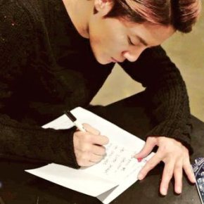 [PIC] 151229 Junsu en répétitions + bus&nbsp;promotionnel