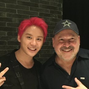 [PIC+TRAD] 160122 Junsu sur divers réseaux sociaux&nbsp;(Dracula)