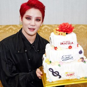 [PIC] 160126 Junsu – 6ème anniversaire en tant qu&rsquo;acteur de comédies&nbsp;musicales