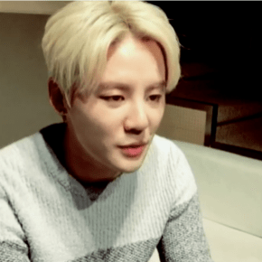 [VID] 160114 Junsu recevant son prix sur l&rsquo;application V&nbsp;App