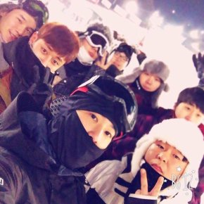 [PIC+TRAD] 160205 Yunho en vacances avec des&nbsp;amis