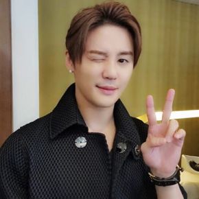 [PIC] 160329 Junsu sur l&rsquo;Instagram de la&nbsp;C-JeS