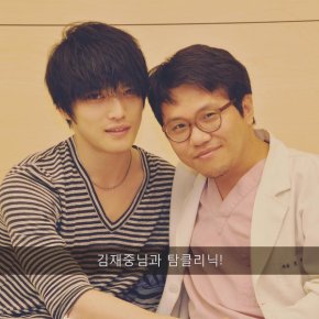 [PIC] 160331 Jaejoong sur divers comptes Instagram (ancienne&nbsp;photo)