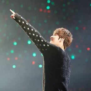 [PIC] 160331 Jaejoong sur le Facebook de JYJ : cela fait 1 an qu&rsquo;il est parti pour le service&nbsp;militaire