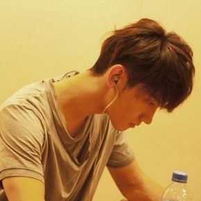 [PIC] 160514 Changmin sur l&rsquo;Instagram de &lsquo;cho.heeju&rsquo;