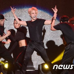 [PIC] 160530 Junsu à son &lsquo;MelOn Premiere&nbsp;Showcase&rsquo;