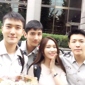 [PIC] 160601 Changmin sur l&rsquo;Instagram de &lsquo;sihyunlee0924&rsquo;