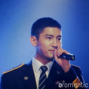 [FANCAMS] 160627 Changmin au &lsquo;Newspaper Concert&rsquo; à l&rsquo;université de&nbsp;Hongik