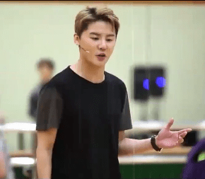 [VID] 160820 Junsu – Répétitions pour Dorian&nbsp;Gray