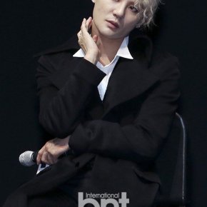 [PIC] 160906 Junsu – Conférence de presse pour &lsquo;Dorian&nbsp;Gray&rsquo;