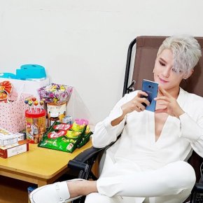 [PIC] 161003 Junsu sur divers réseaux sociaux de la&nbsp;C-JeS