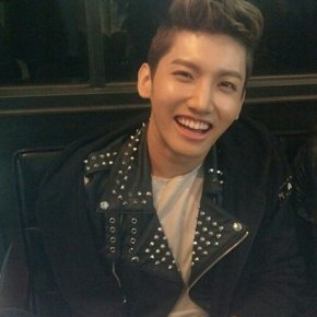 [PIC] 161018 From Star 【MAX】 Cadeau spécial&nbsp;#11