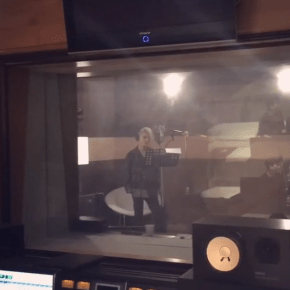 [VID+TRAD] 161008 Junsu en studio d&rsquo;enregistrement